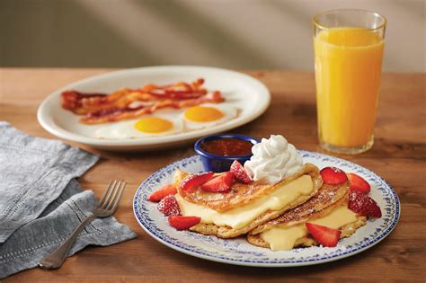 cracker barrel enhances  day homestyle breakfast menu offerings