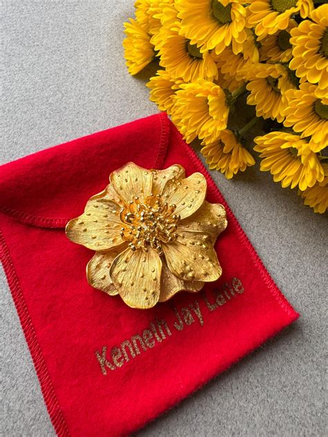 vintage kjl gold flower brooch kenneth jay lane textured floral pin