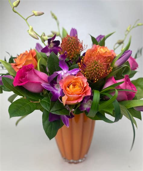 Wilmington NC Spring Flowers Delivery | Julia's Florist