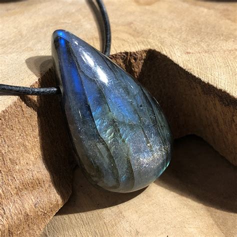 Pendentif Labradorite Avec Fil De Cuir Labradorite De Protection