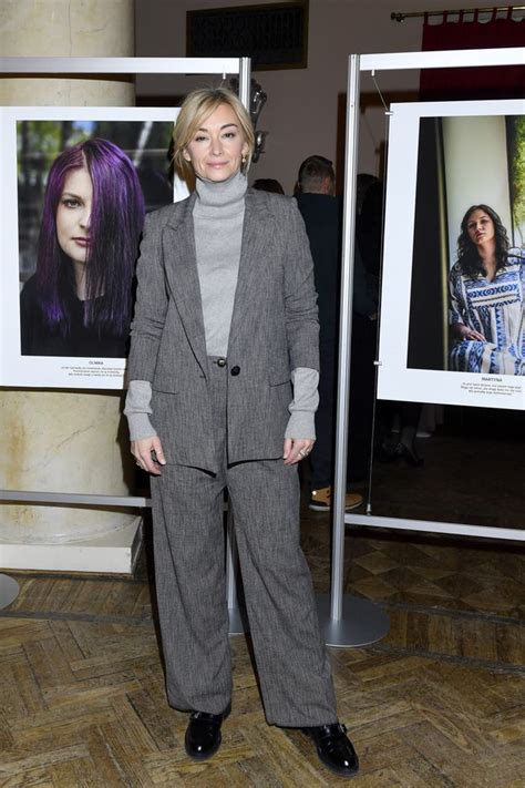 Wojciechowska pozuje W STANIKU i w szortach To wciąż ja Hot FOTO Pudelek