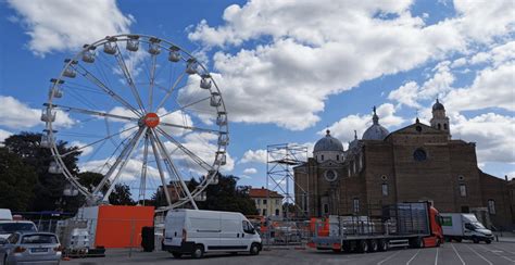 Prato Della Valle Ecco La Ruota Panoramica Targata Aperol Da Gioved