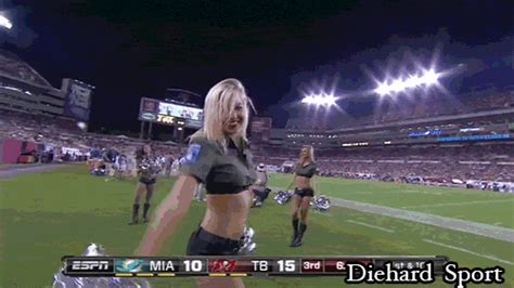 Cheerleader   Tampa Bay Bucs Cheerleader Shows Off Military Costume Tampa Bay Bucs