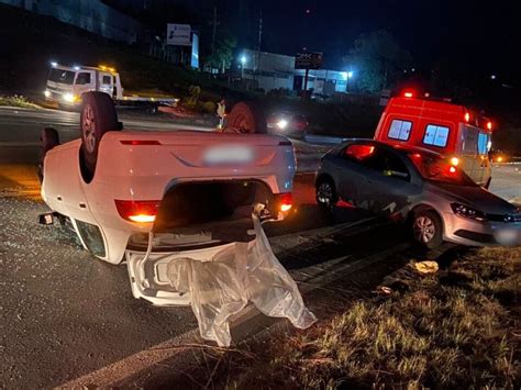 Capotamento deixa idosa ferida na ERS 122 em Caxias do Sul Spaço FM