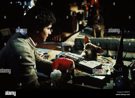 Gremlins Gizmo 1984 High Resolution Stock Photography and Images - Alamy