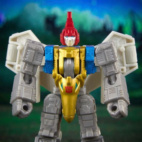 Legacy Evolution Core Class Dinobot Scarr And Dinobot Swoop Revealed