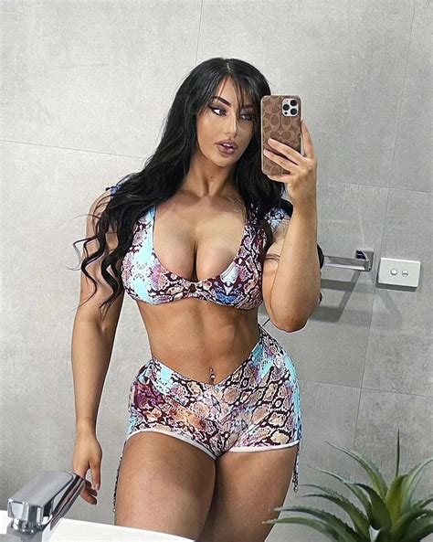 Kiki Is Absolute Perfection Nudes ThickFit NUDE PICS ORG