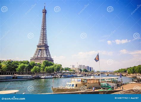 Eiffel Tower and Siene River Editorial Photography - Image of landscape ...