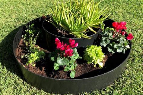 Recycled Garden Beds & Edging | Recycled Products | Closed Loop