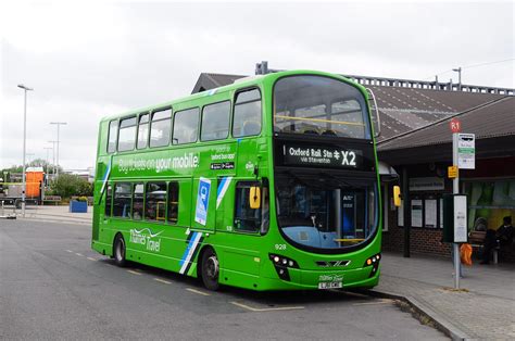 Thames Travel Lj Gwe On The X Former Go Ahead London Flickr