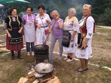 Udruženje žena Venera” Čuvarke Tradicije I Običaja Kotor Varoši