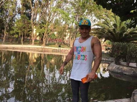 3312669744 OLA SOY OSVALDO CHAVO ATRACTIVO HOT I COMPLACIENTE 24711611 MILERÓTICOS