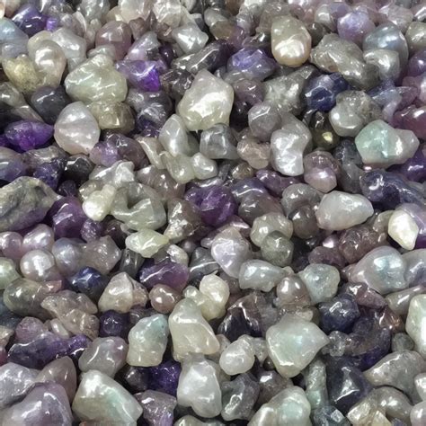 Gemstone Emeraud Pearl Quartz Saphir Grenat Fluorite Stable Diffusion