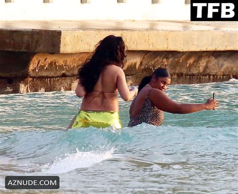 Rihanna Sexy Seen Flaunting Her Big Tits In A Bikini Top At The Beach In Barbados Aznude