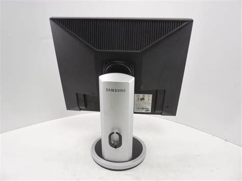 ЖК-монитор 19" Samsung SyncMaster 940N