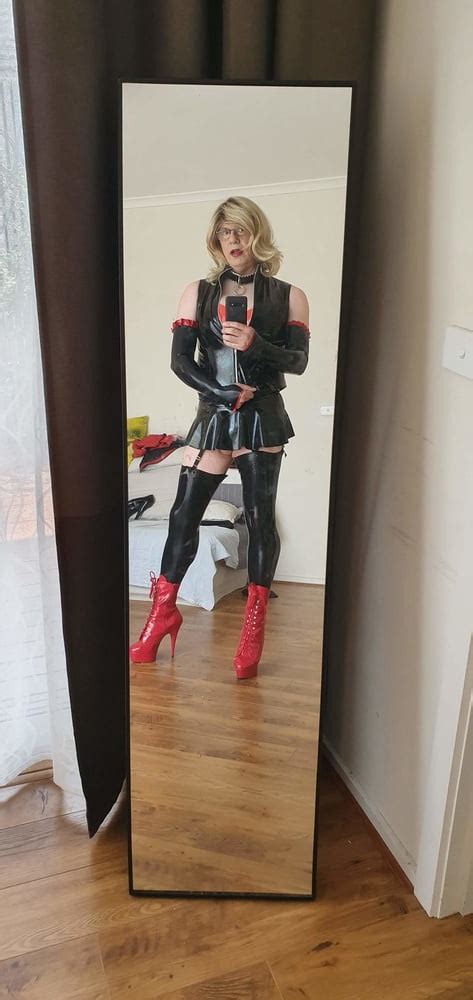 Hot Rachel In PVC And Latex 46 Pics XHamster