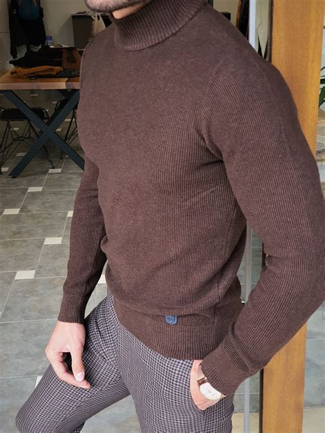 Buy Brown Slim Fit Round Mock Turtleneck Sweater By GentWith