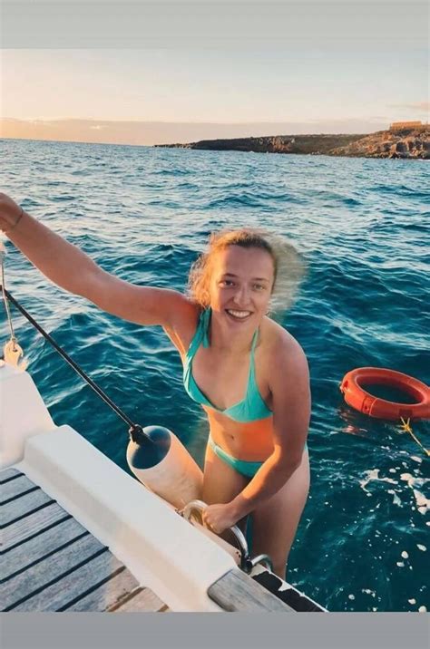 Hot New Iga Świątek Bikini Pics