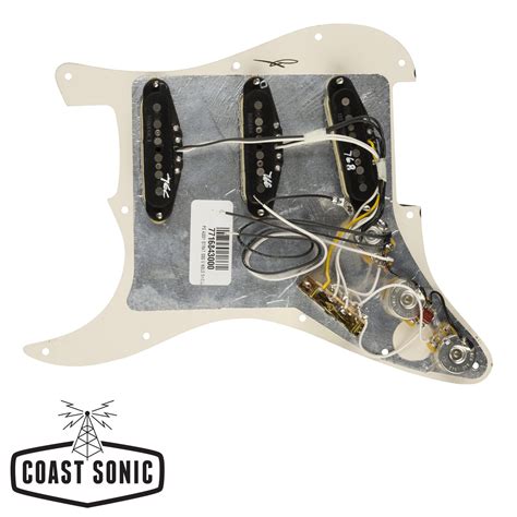 Fender Pre-Wired Strat Pickguard, Vintage Noiseless SSS