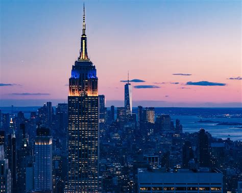 Travel blogs explain why the new york roslyn area is famous 3