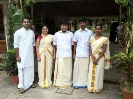 Traditional Dress Of Kerala For Men Women World Blaze