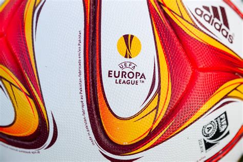 Combien Rapporte L Europa League Pour Les Clubs Voici