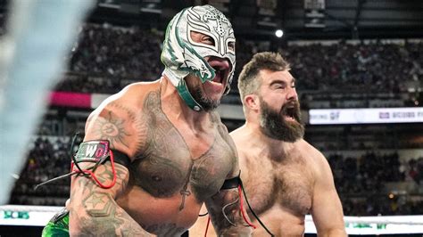 Irate Wwe Star Warns Rey Mysterio Following Wrestlemania Xl It Aint