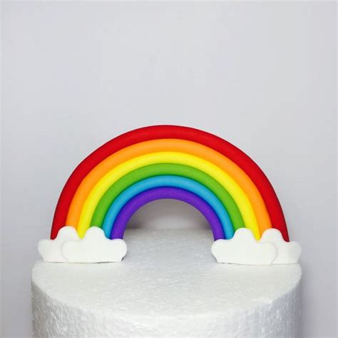 Fondant rainbow cake topper Cumpleaños Cumple