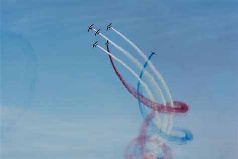 Fond Décran 4743x3162 Px Spectacles Aériens Contrails Patrouille