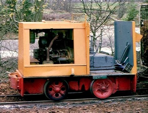 Pin By Schwarzer Zeuge On Feldbahn Train Pictures Model Railroad Train