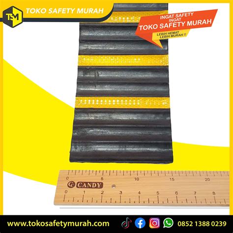 Wheel Stopper Rubber Chock Cm Ganjalan Ban Mobil Umum Suv Penahan