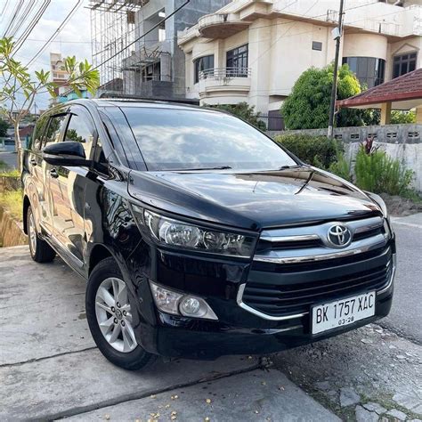 Toyota Kijang Innova Reborn V Luxury Bensin A T Mobil Bekas