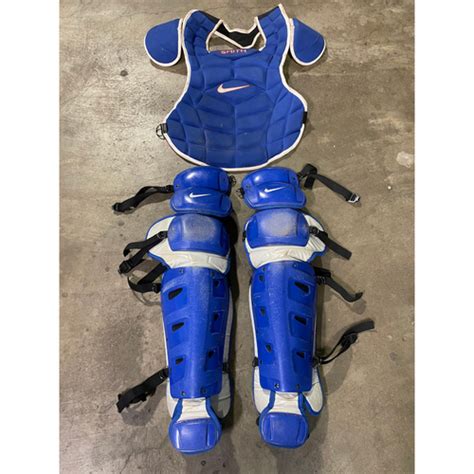 Will Smith Game Used Catchers Gear Los Angeles Dodgers Auctions