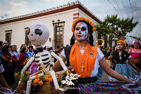 D A De Muertos Gran Comparsa En La Ciudad De Oaxaca Galer A