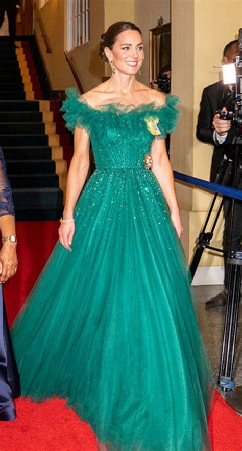 Kate Middleton S Top 30 Royal Tour Style Moments Gowns Green Chiffon Dress Kate Middleton