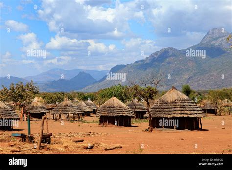 Village Acholiland Uganda East Africa Stock Photo Alamy