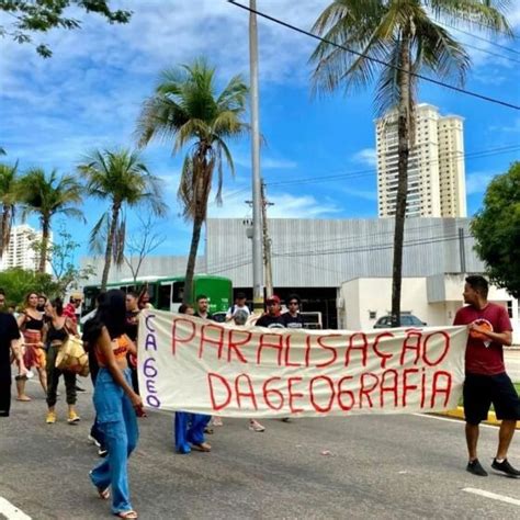 T Cnicos Da Ufmt Aderem Greve Nacional E Estudantes De Geografia