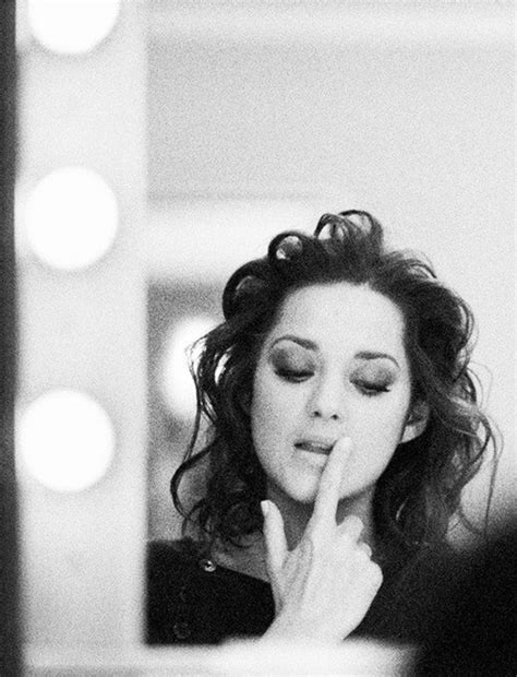 Marion Cotillard Hands Naked Onlyfans