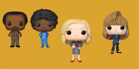 10 Sitcom Funko Pops That Every TV Fan Should Own | ScreenRant