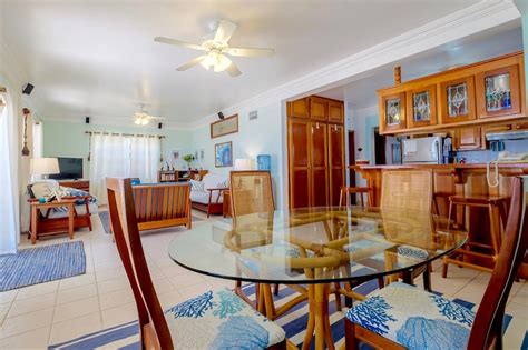 Dining Area Vacation Rentals Ambergris Caye Belize