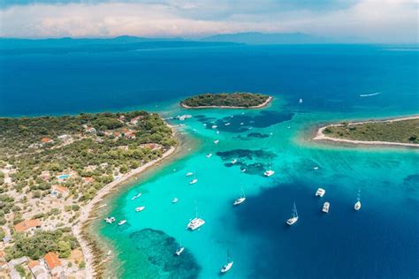 Drei Insel Tour Ab Trogir Verborgene Bucht Blaue Lagune Maslinica