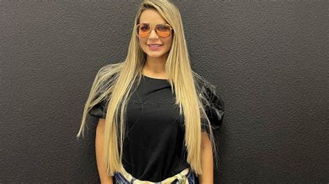 Deolane Bezerra se lança como DJ e vira meme após remixar hit Bipolar