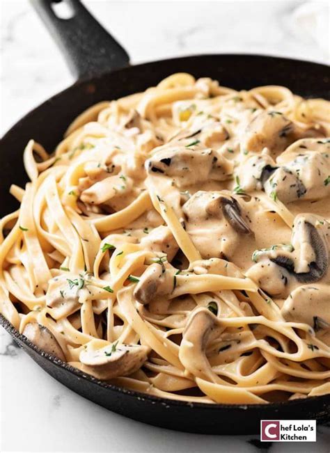 One Pot Creamy Mushroom Pasta With Chicken Chef Lola S Kitchen