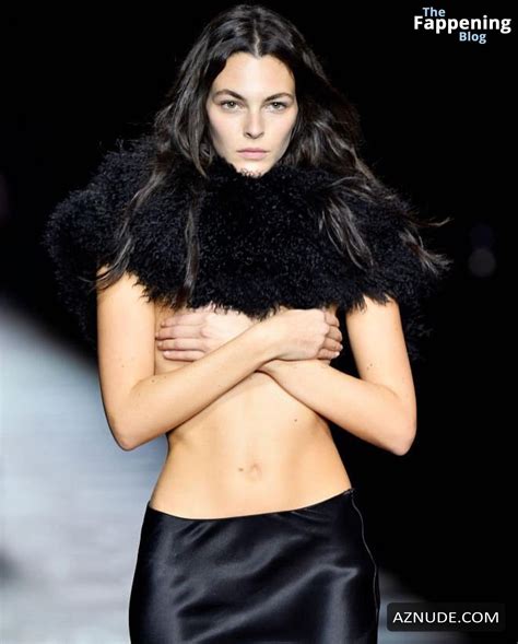 Vittoria Ceretti Sexy Walks The Runway Topless At Ann Demeulemeester