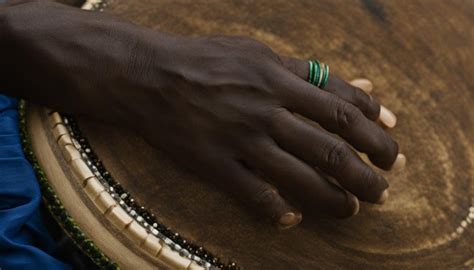 How To Play Djembe Drum For Beginners