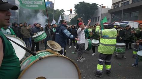 La marcha de la CGT la CTA y movimientos sociales en vivo últimas