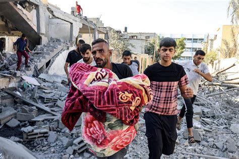 Al Menos 1900 Muertos En La Franja De Gaza Y 1300 De Lado Israelí A