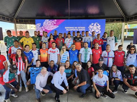 Governo Realiza Entrega De Uniformes E Materiais Esportivos Para A Copa