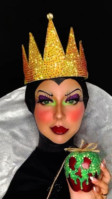 Evil Queen Makeup Snow White In 2022 Disney Makeup Creative Makeup