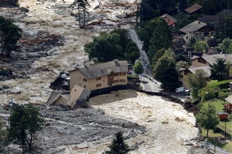 Climate change spurs doubling of disasters since 2000: UN